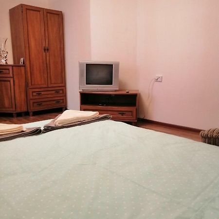 Вулиця Лейтенанта Шмидта Odessa Extérieur photo